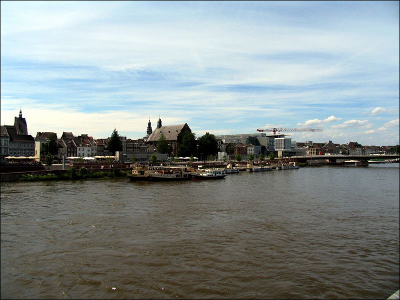 gal/holiday/Germany 2007- Maastricht/Maastricht_River_Maas_IMG_6043.jpg